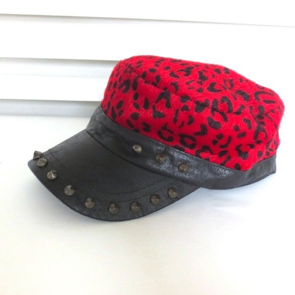 TNC FAUX CALF FUR ANIMAL PATTERN BASEBALL BLACK/RED UNISEX - Picture 2 of 9